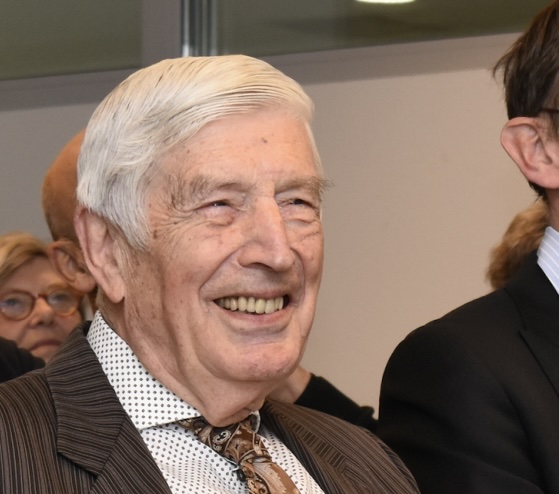 Bij het overlijden van Dries van Agt