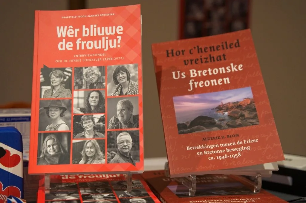Twa nije útjeften yn de literêre rige ‘Minsken en Boeken’ ferskynd